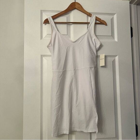 Abercrombie & Fitch Dresses & Skirts - Abercrombie & Fitch White Athletic Dress